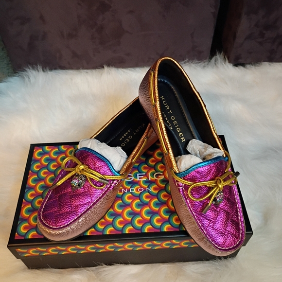 Kurt Geiger Vibrant Eagle Moccasins with Gold Bow NEW IN THE BOX - Picture 10 of 12
